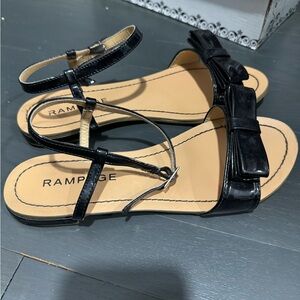 Rampage Rangler bow black patent leather sandals